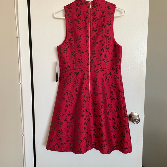 Kensie Floral Flare Zip Dress - Size S - Picture 5 of 15